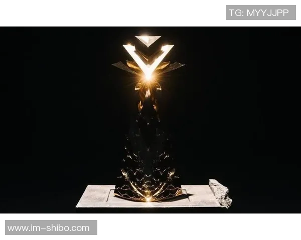 环球奖颁奖典礼盛况空前众星云集金色奖杯闪耀全场